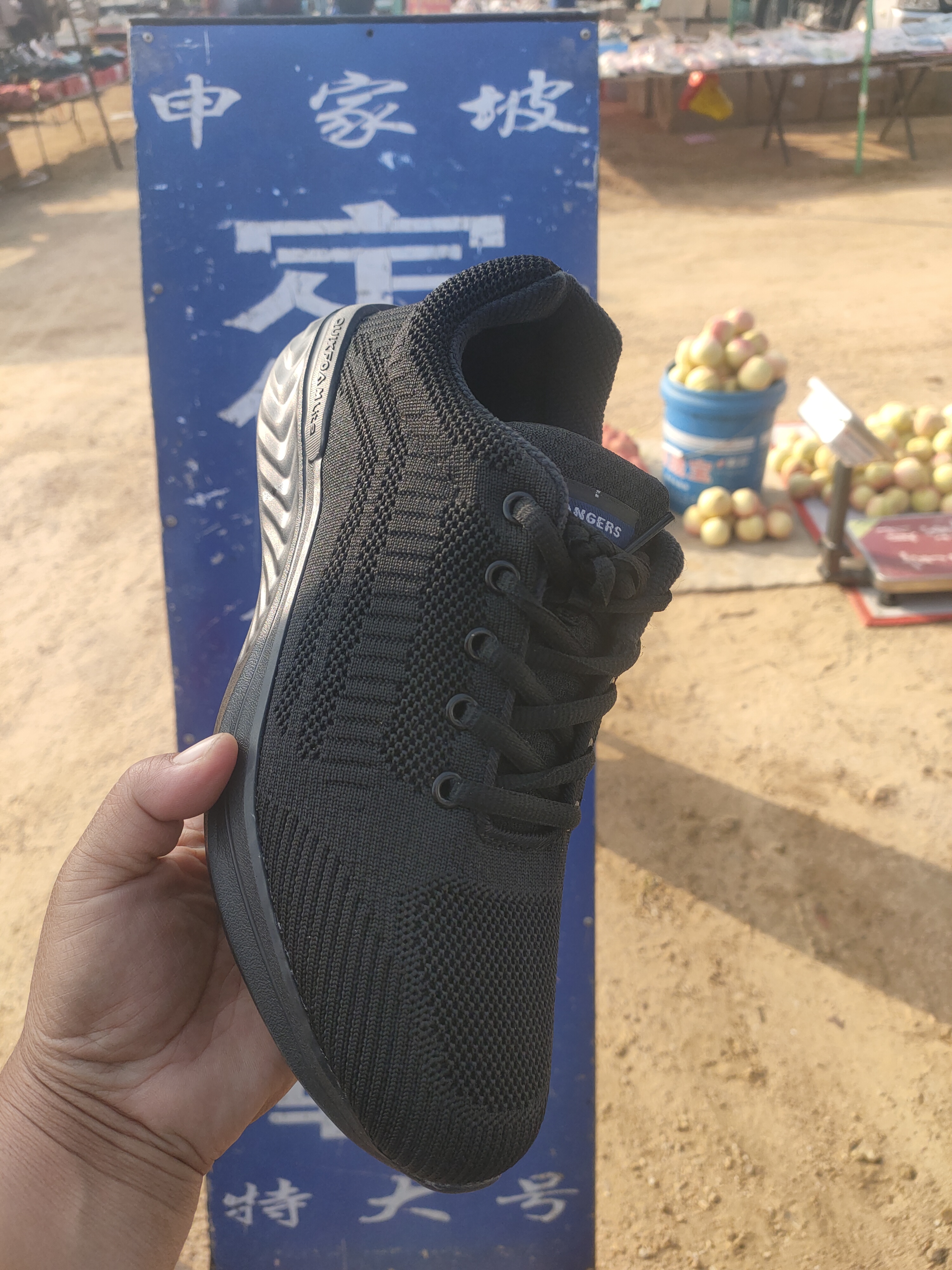 女式旅游鞋专干饭店防油防滑