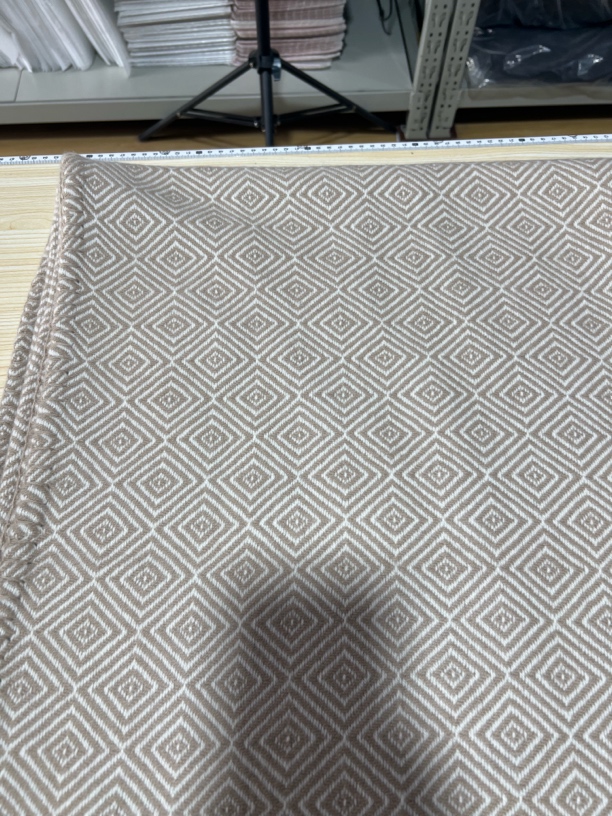 特价钻石纹羊绒毯双人加大