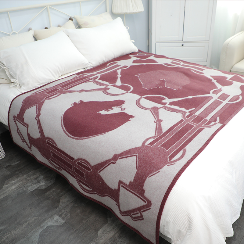 羊绒羊毛毯混绒毯柔软亲肤保暖防潮床上盖毯沙发休闲毯空调毯提花