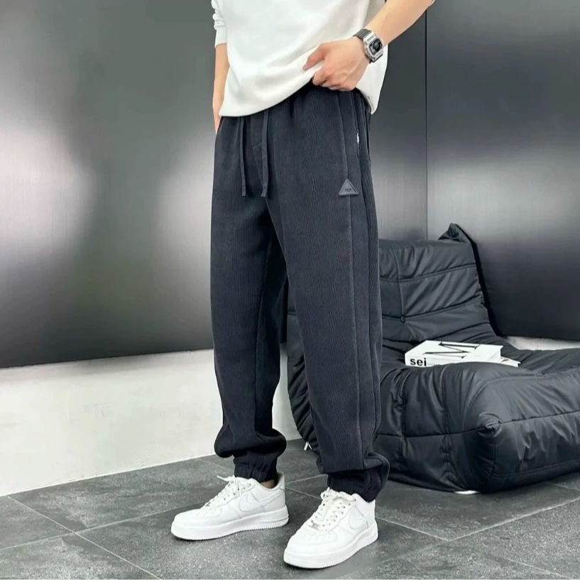 【小俞服饰】秋季裤子直筒潮流宽松长裤宽松型港风潮流宽松卫裤