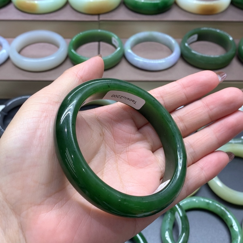 【闪购商品】和田玉手镯未镶嵌娟*61