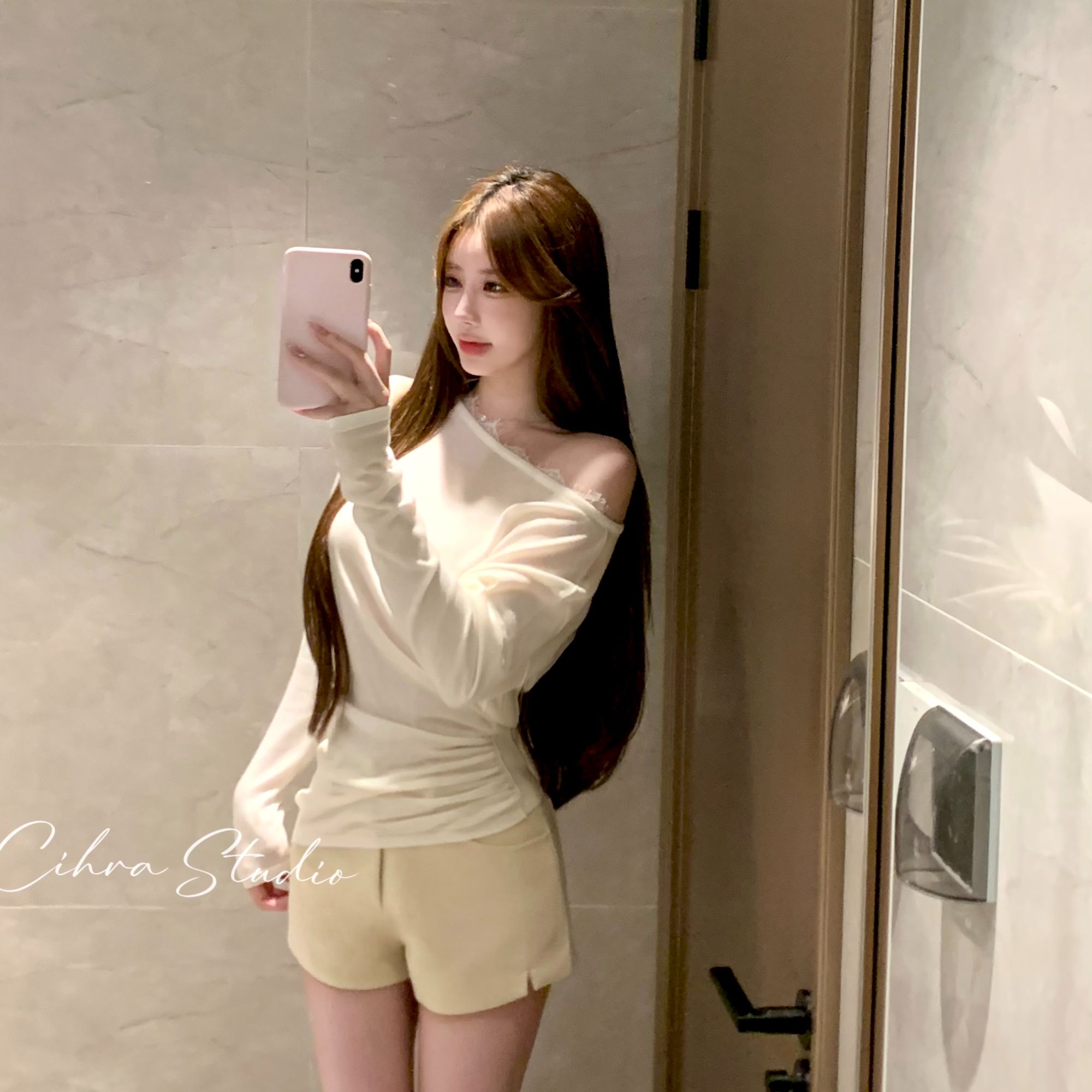 Cihra 【自在holiday】百搭单品简约时尚休闲短裤高腰修身辣妹A字裙