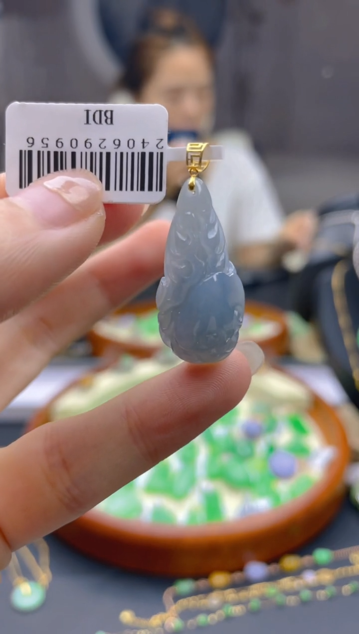 【闪购商品】翡翠颈饰18K金镶嵌新号开播 包邮加7天无理由