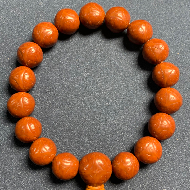 定制款龙眼菩提果冻皮质玉化龙