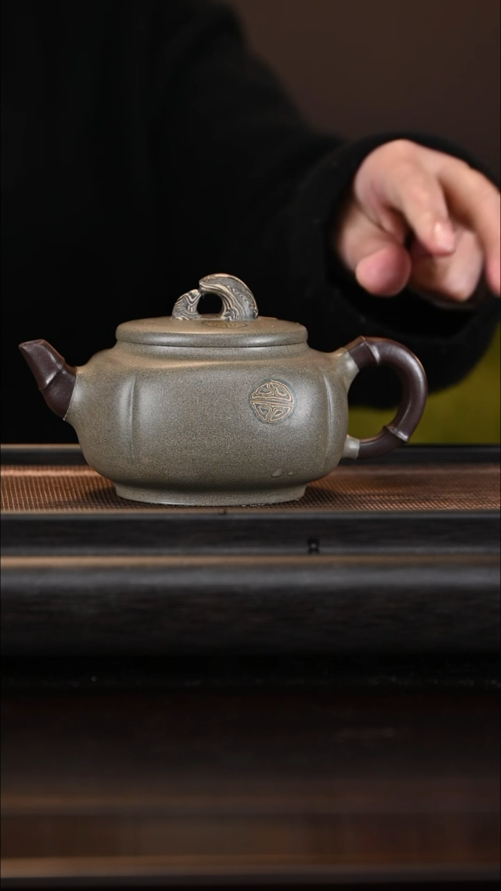 【闪购商品】紫砂茶壶1221  沈翠莲方竹