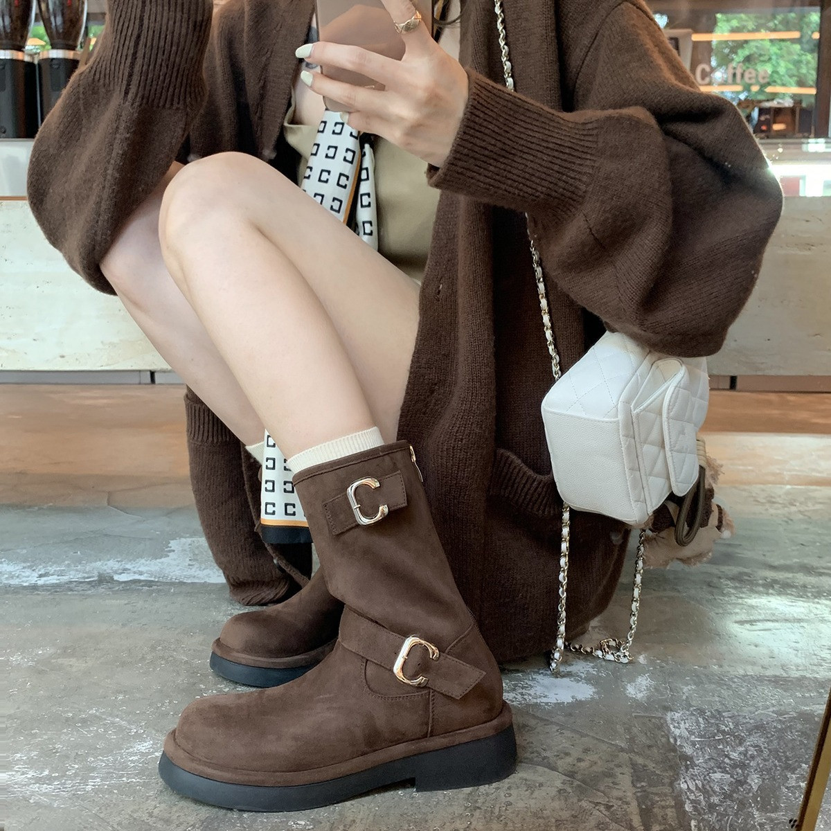 真皮版2025年美拉德新款复古机车扣带圆头厚底增高中筒短靴秋冬女