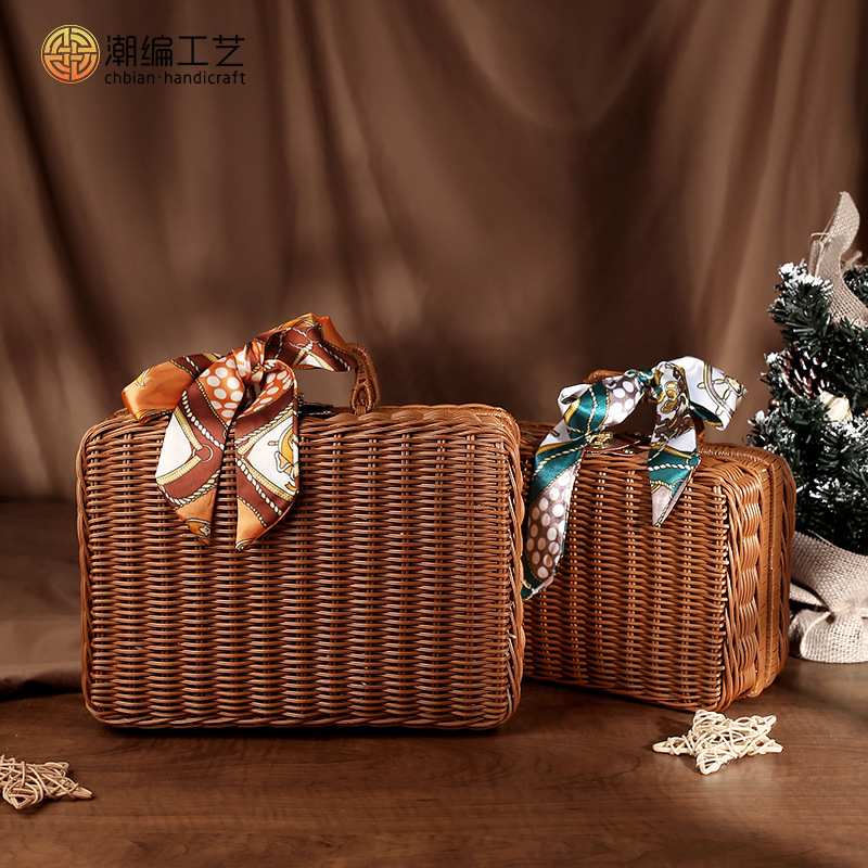 批发仿藤箱复古手提收纳箱子婚礼摄影装饰拍照伴手礼盒藤编整理箱