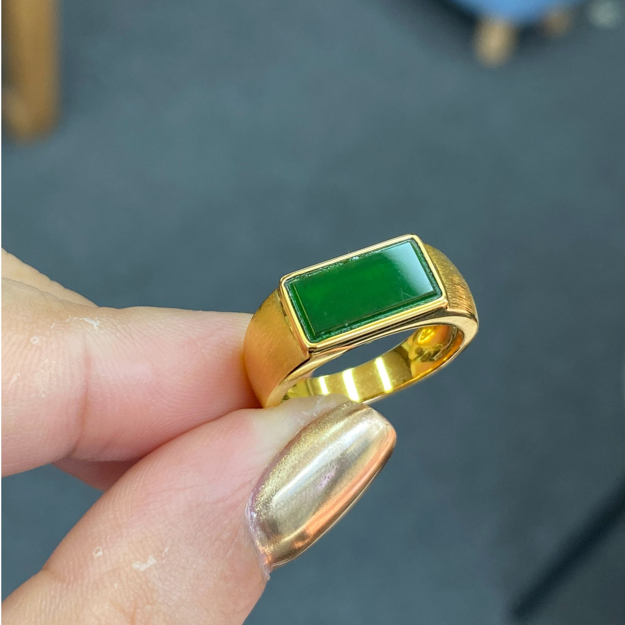 天然危地马拉A货翡翠轻奢时尚百搭精致戒指镶嵌（圈号咨询客服）