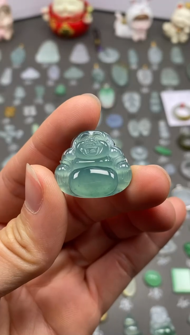 【闪购商品】翡翠颈饰未镶嵌天空蓝佛公/芬