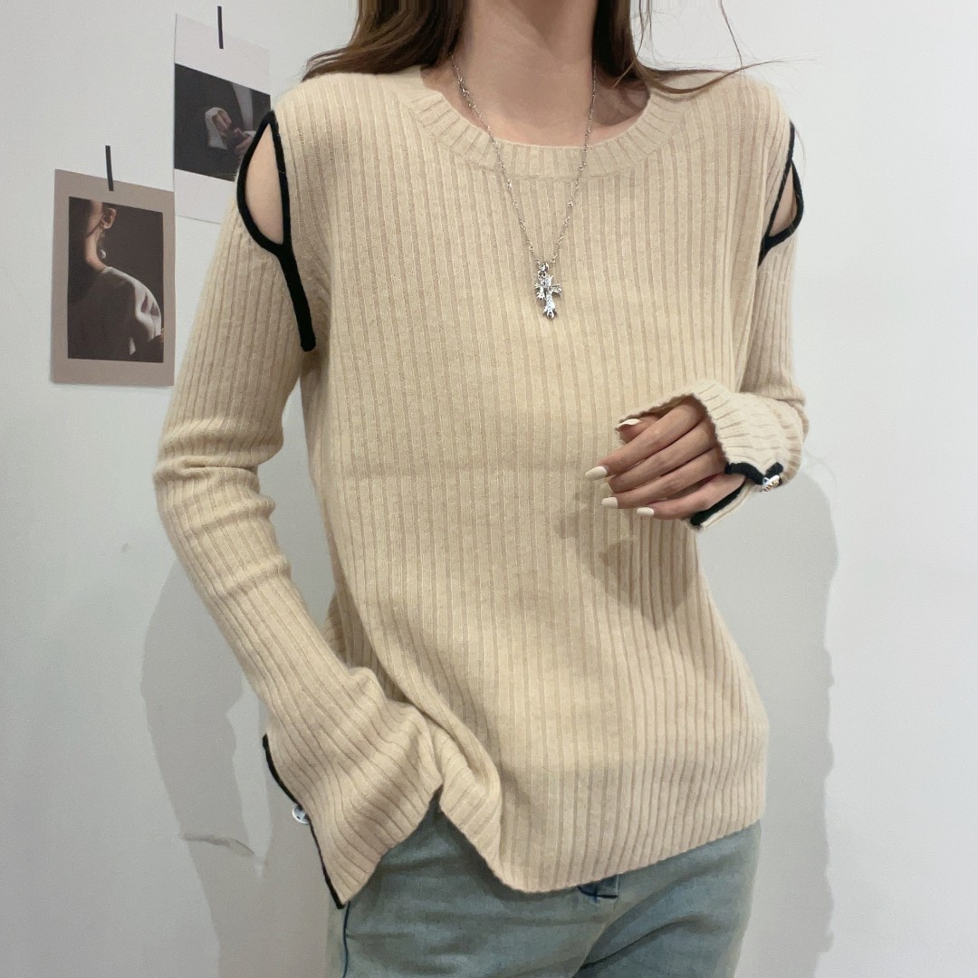 【杰娜洋冬季新款】221699软糯气质拼色露肩圆领羊绒衫