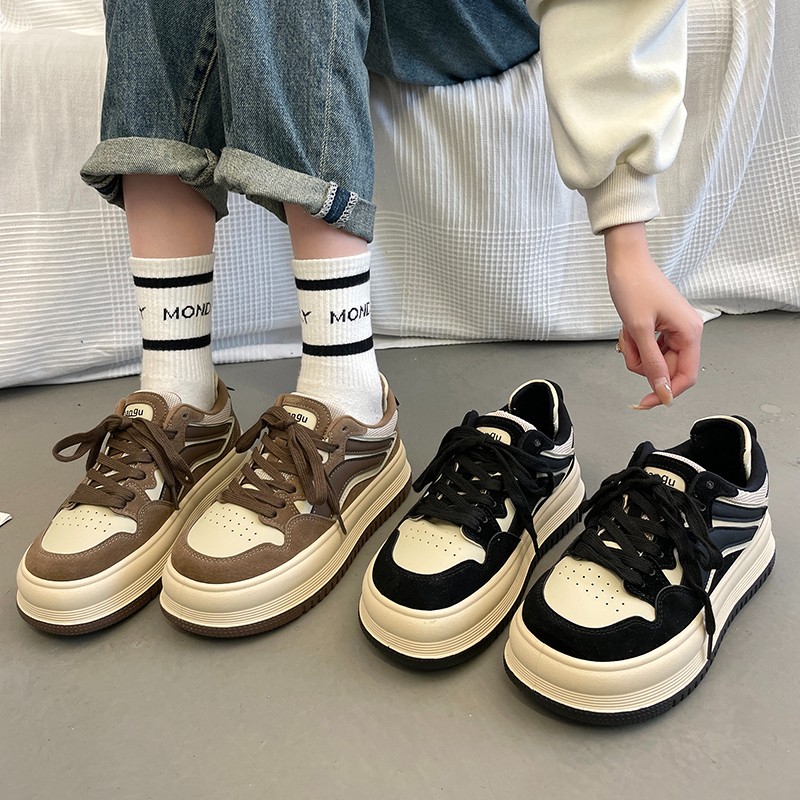 鞋子女春秋季小白鞋2022新款今年流行的爆款运动休闲板鞋厚底百搭