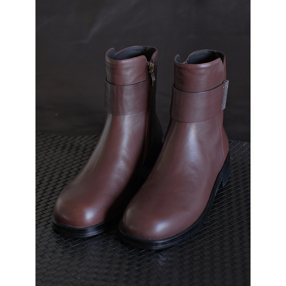 MANIKA GUAN2025爆款时尚复古百搭舒适圆头女士马丁靴MW202012018