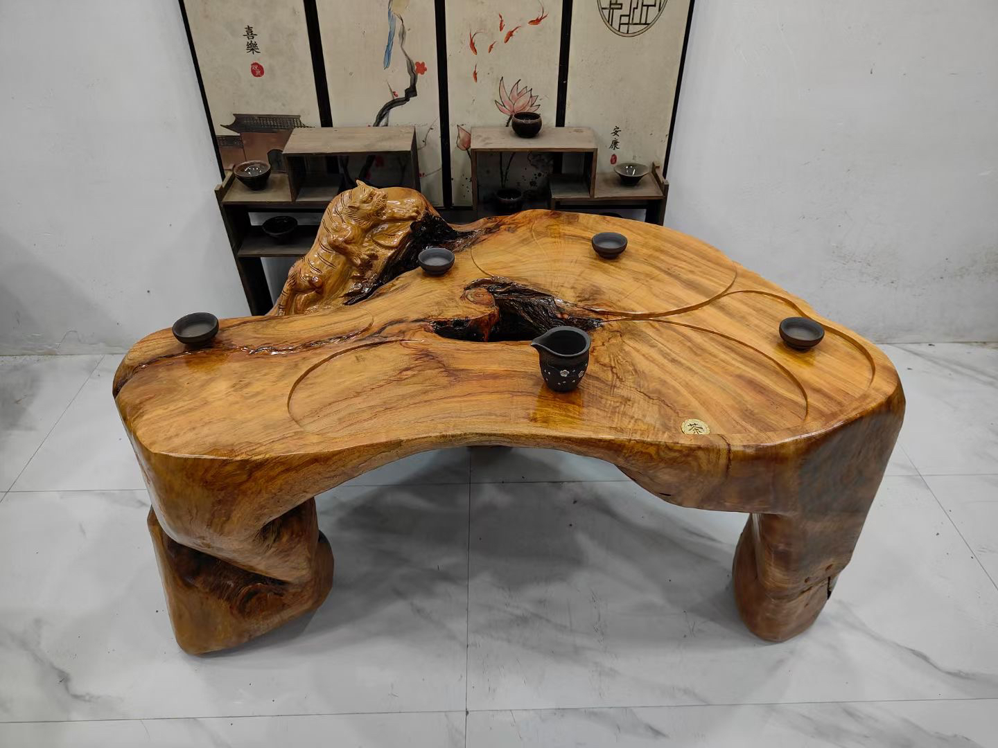 D2745香樟木整体根雕茶台，阳台家用茶几，虎虎生威125-74-70厘米
