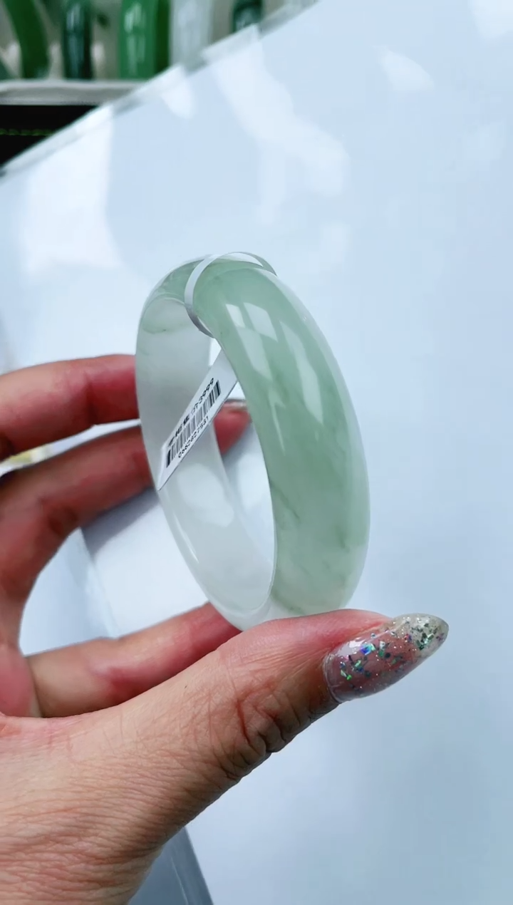 【闪购商品】石英质玉手镯未镶嵌S 693