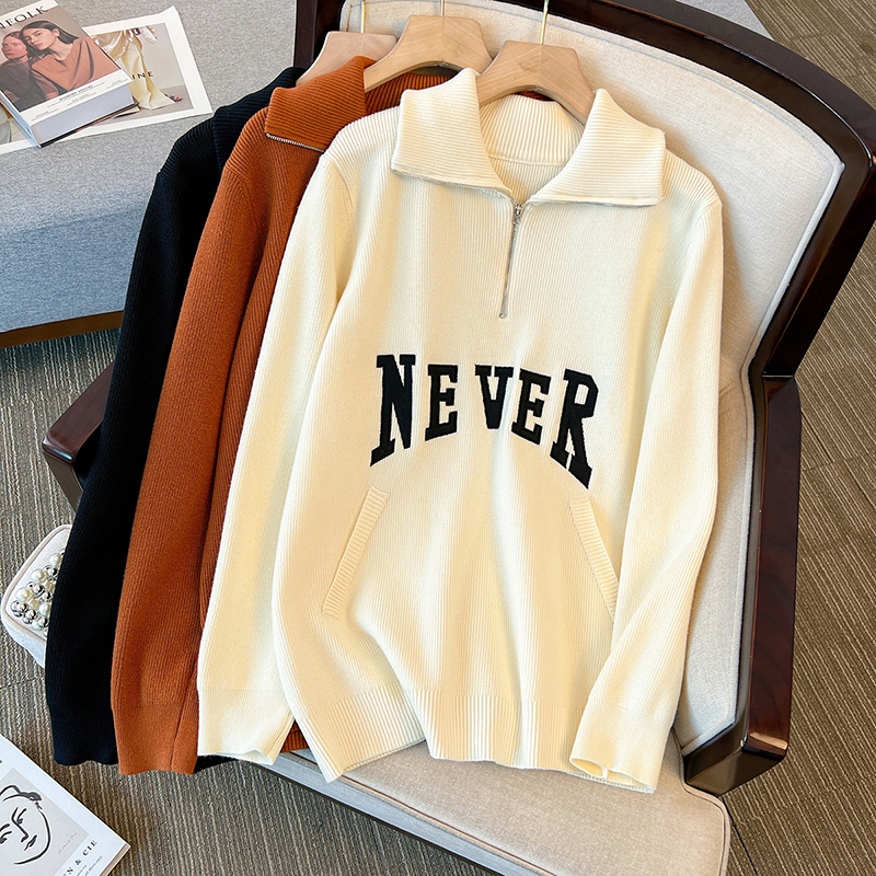 大码女装半拉链字母刺绣慵懒风毛衣女秋冬胖mm宽松显瘦休闲针织衫