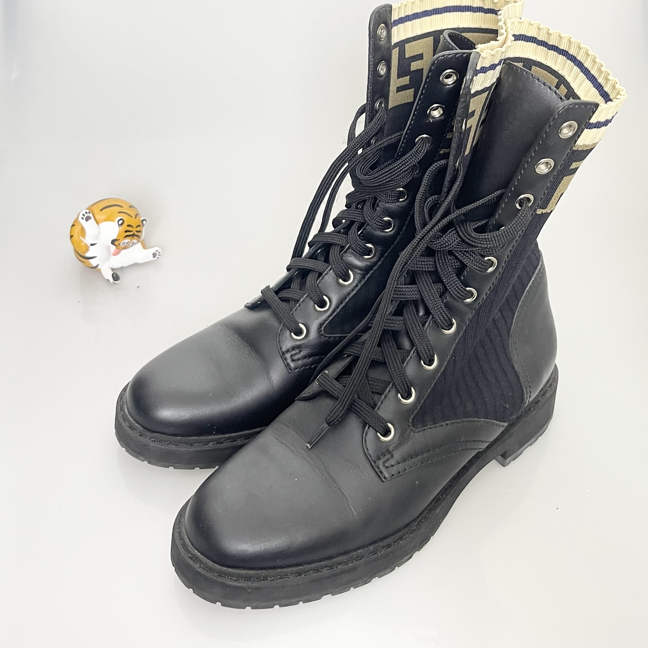 95新 FENDI/芬迪 37码fendi靴子 95新 