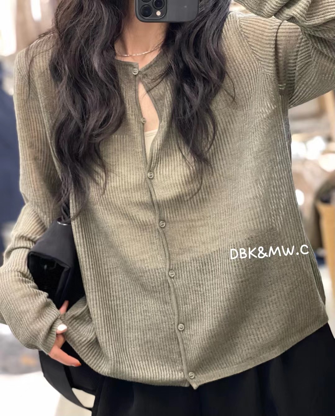 棉叙布衣分享羊毛混纺薄款小扣开衫