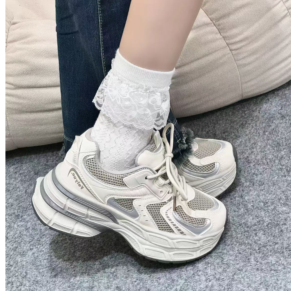 秋冬时尚舒适 潮流百搭厚底休闲运动显瘦 防滑耐磨低帮老爹鞋女款