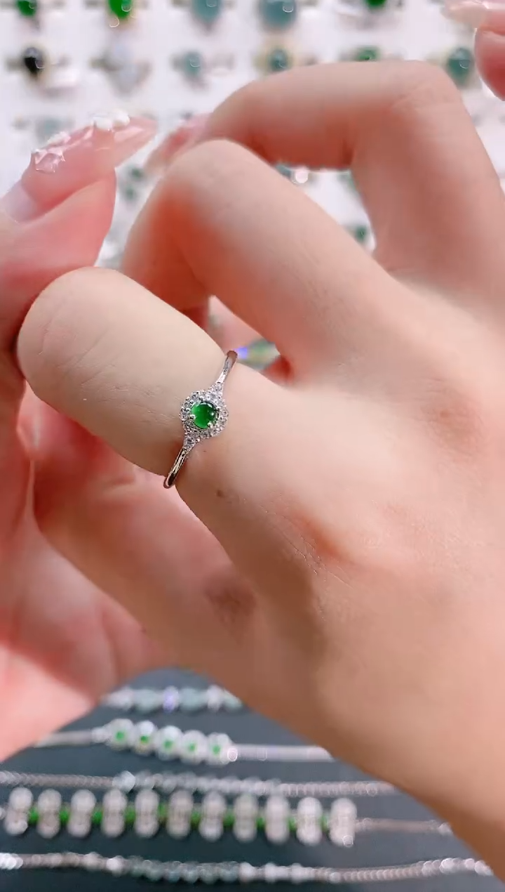 【闪购商品】翡翠戒指银S925镶嵌天然翡翠