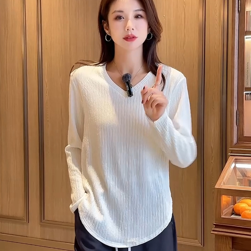 加绒加厚可选2025秋冬新款高级肌理V领打底衫女长袖宽松百搭上衣