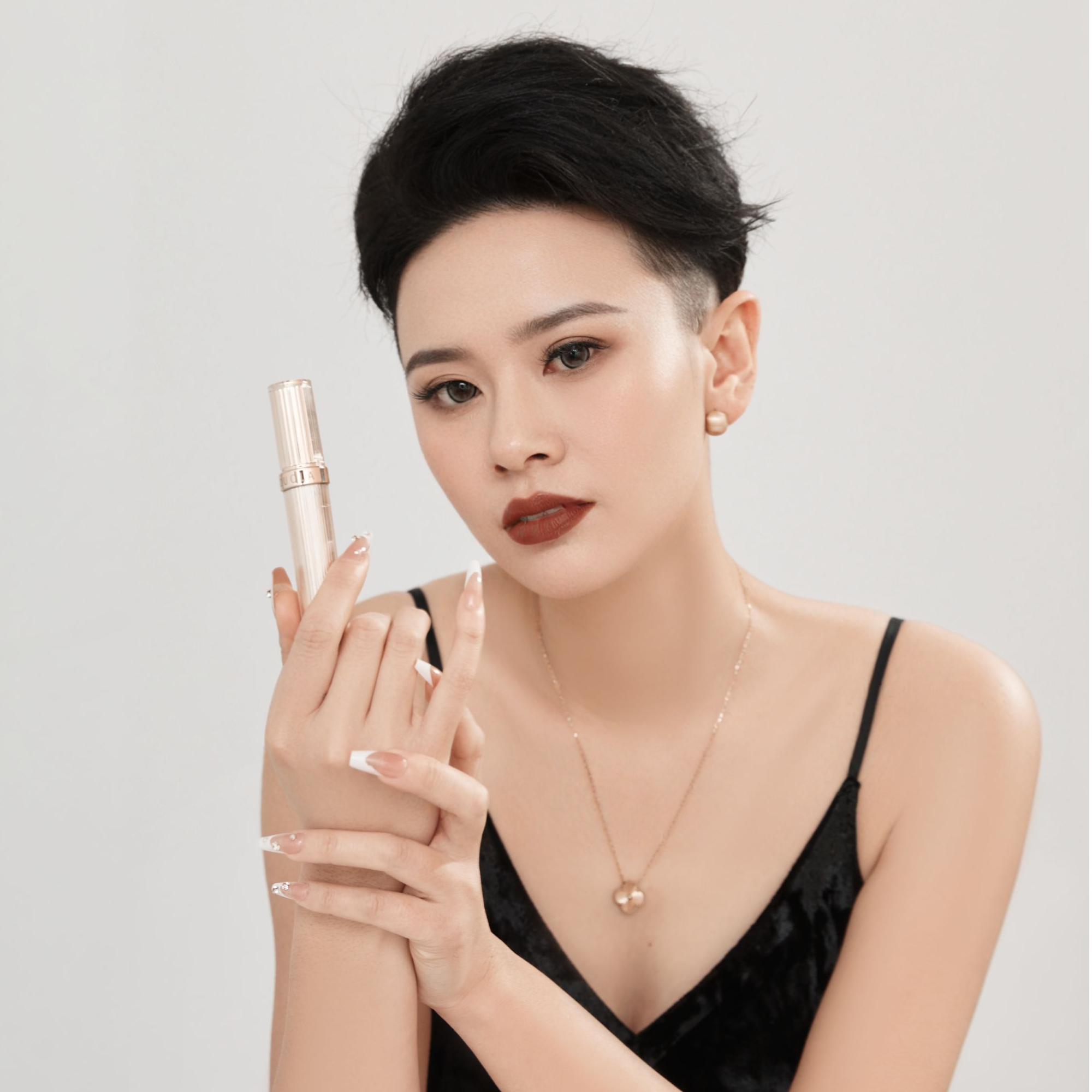 【老苗专属】高级柔纱不沾杯唇釉显白哑光