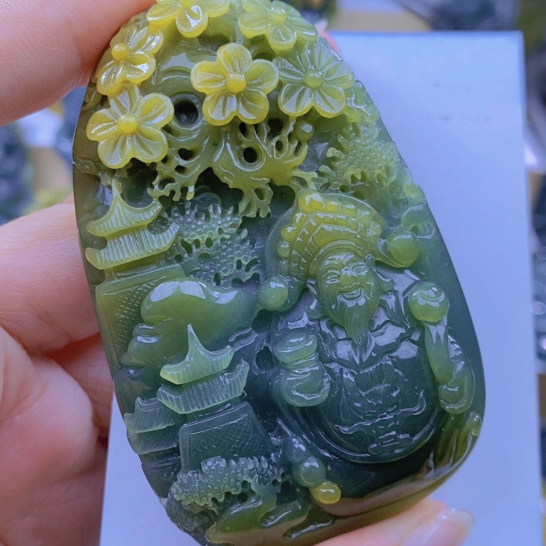 【闪购商品】翡翠颈饰未镶嵌❤****❤