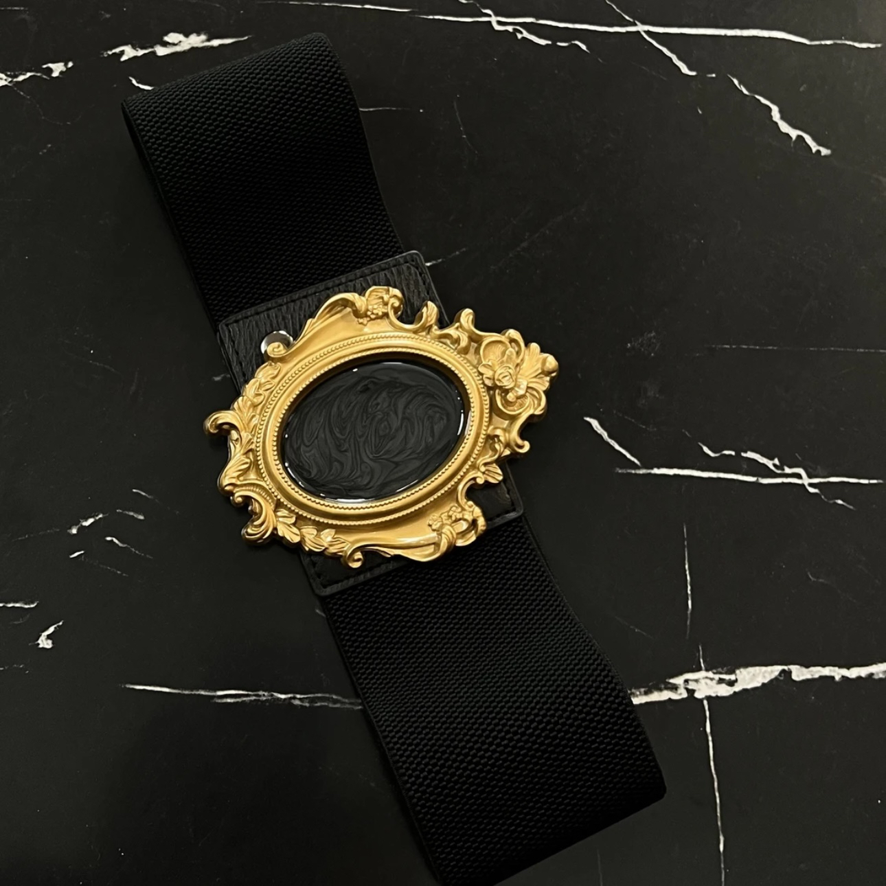 LTT- 2023秋冬款 复古宫廷风个性金色画框腰带