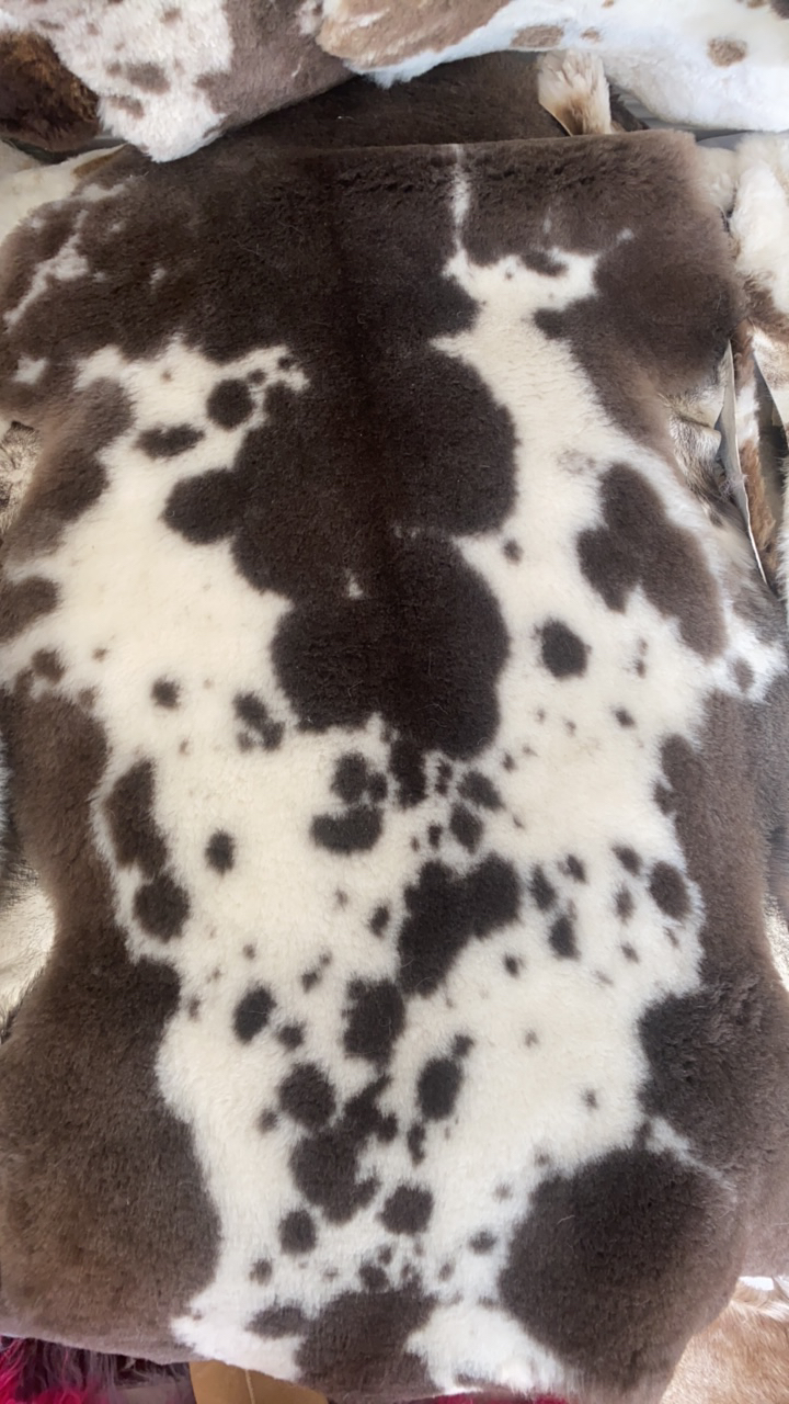 自然色澳羊皮可做地垫坐垫沙发垫抱枕