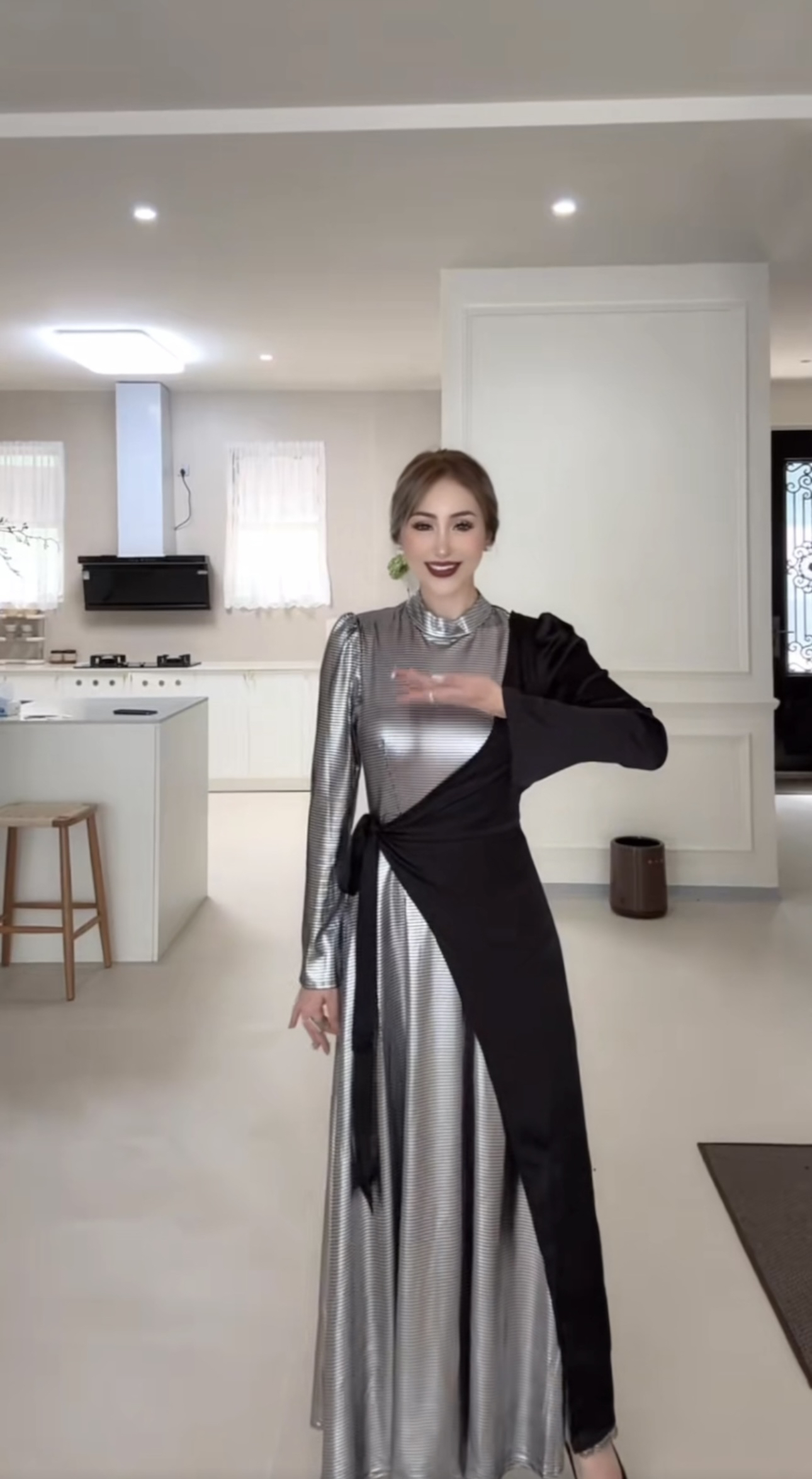 MADENYET银色拼接时尚礼服裙