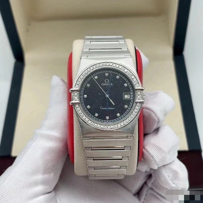 95新 Omega/欧米茄 32.5mm欧米茄星座后镶后配星空盘石英女士腕表