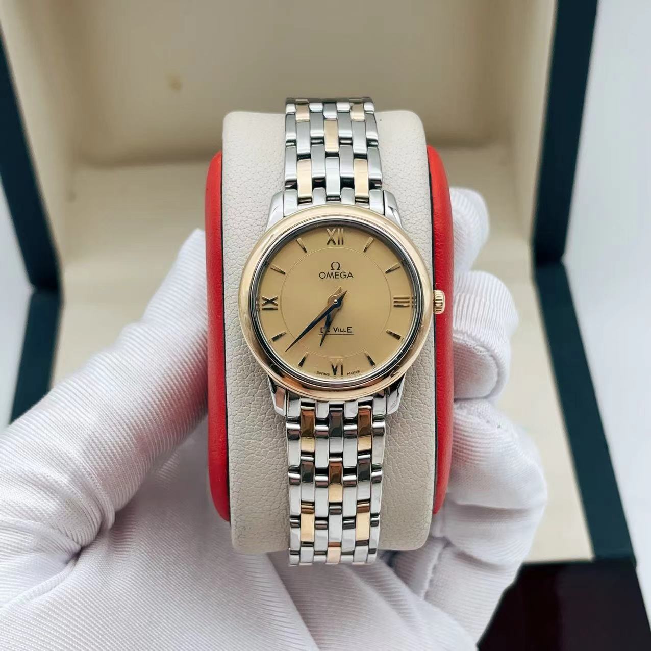 95新 Omega/欧米茄 27.4mm 欧米茄全原装碟飞18K间金石英女士腕表