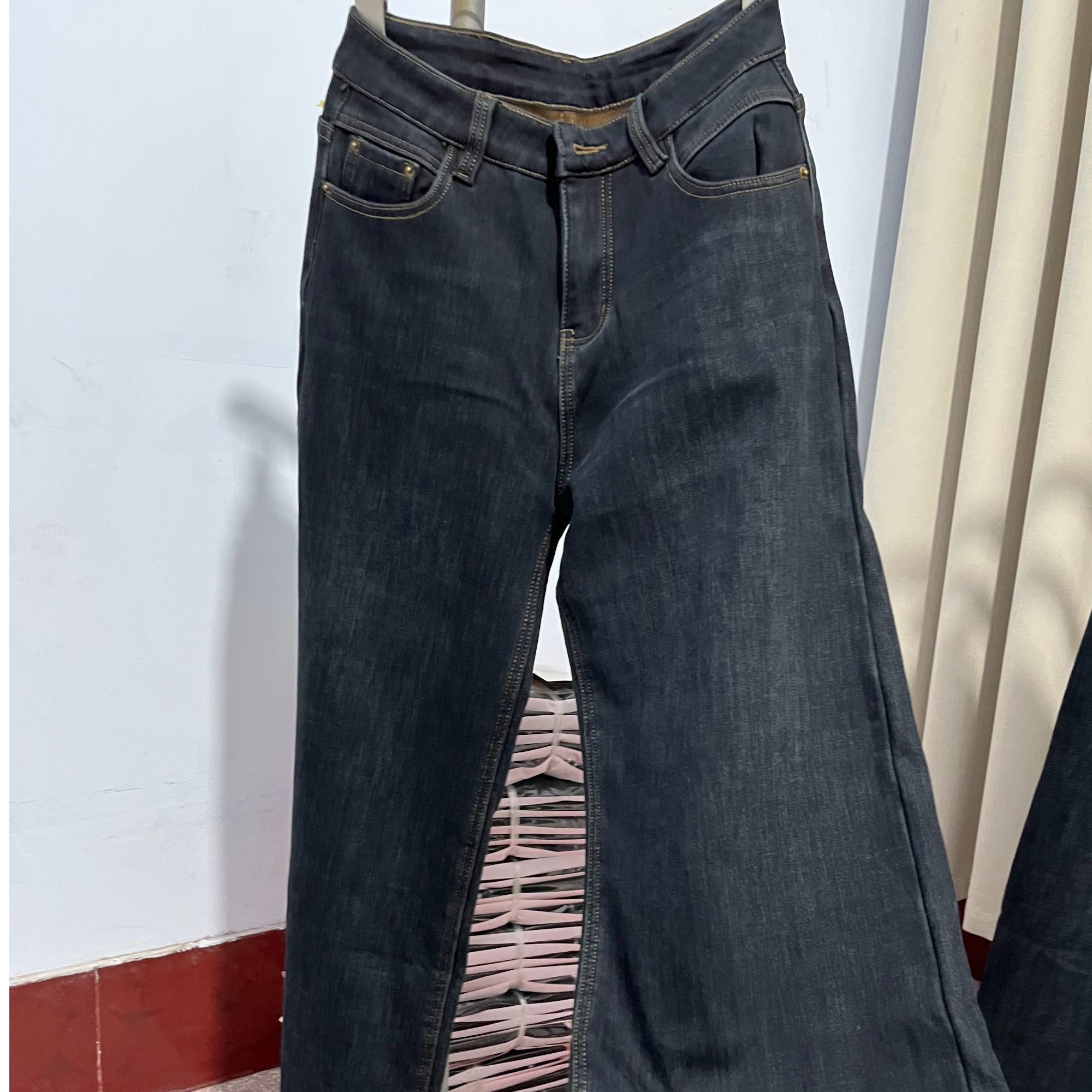 2024冬款复合加绒宽边牛仔阔腿裤高腰时尚百搭宽松牛仔裤