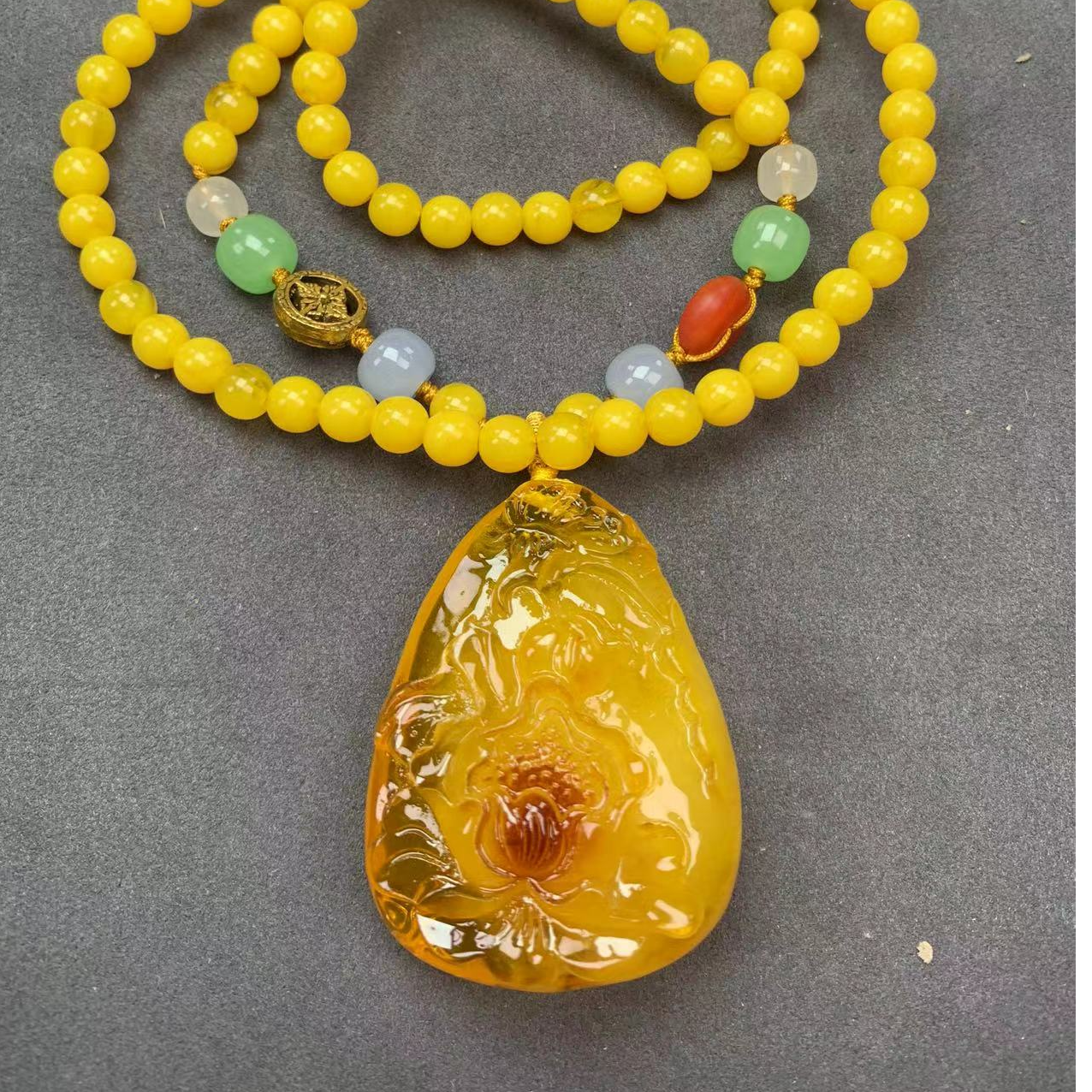 吊坠 B29 时尚精美雕刻花吊坠毛衣链