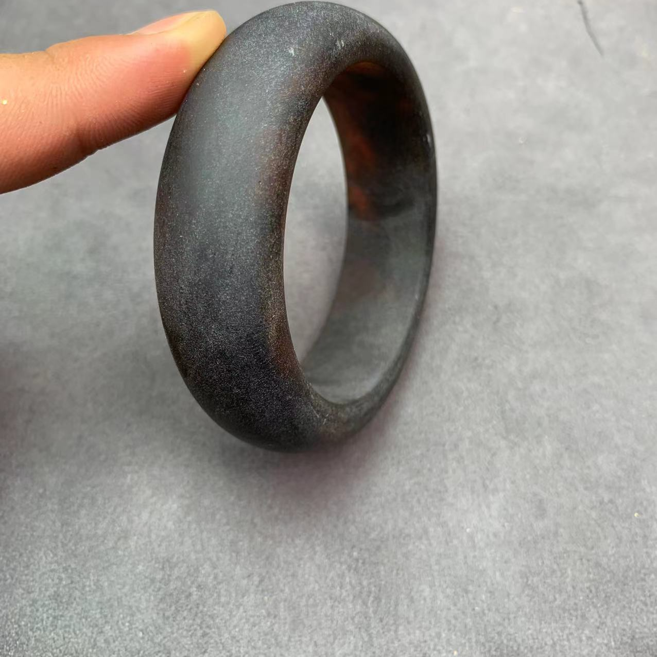 B77 时尚精美手镯