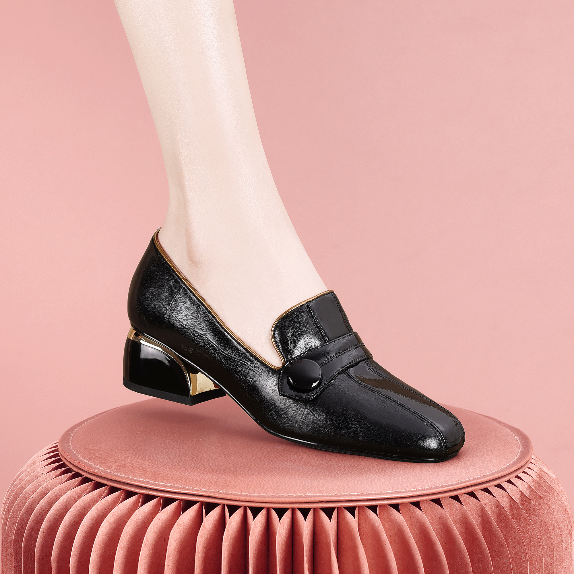 梵芮诗2024新款方头粗跟纯色简约大气平替好物舒适通勤单鞋-J1095