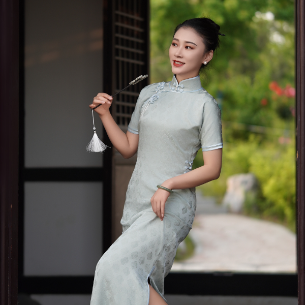 千帆旗袍 小轩窗 真丝正绢旗袍 小轩窗设计三分袖无省修身