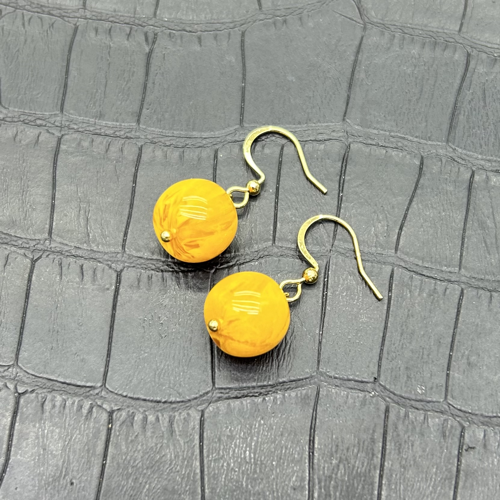 12M飘花蜡老型珠耳勾百搭时尚