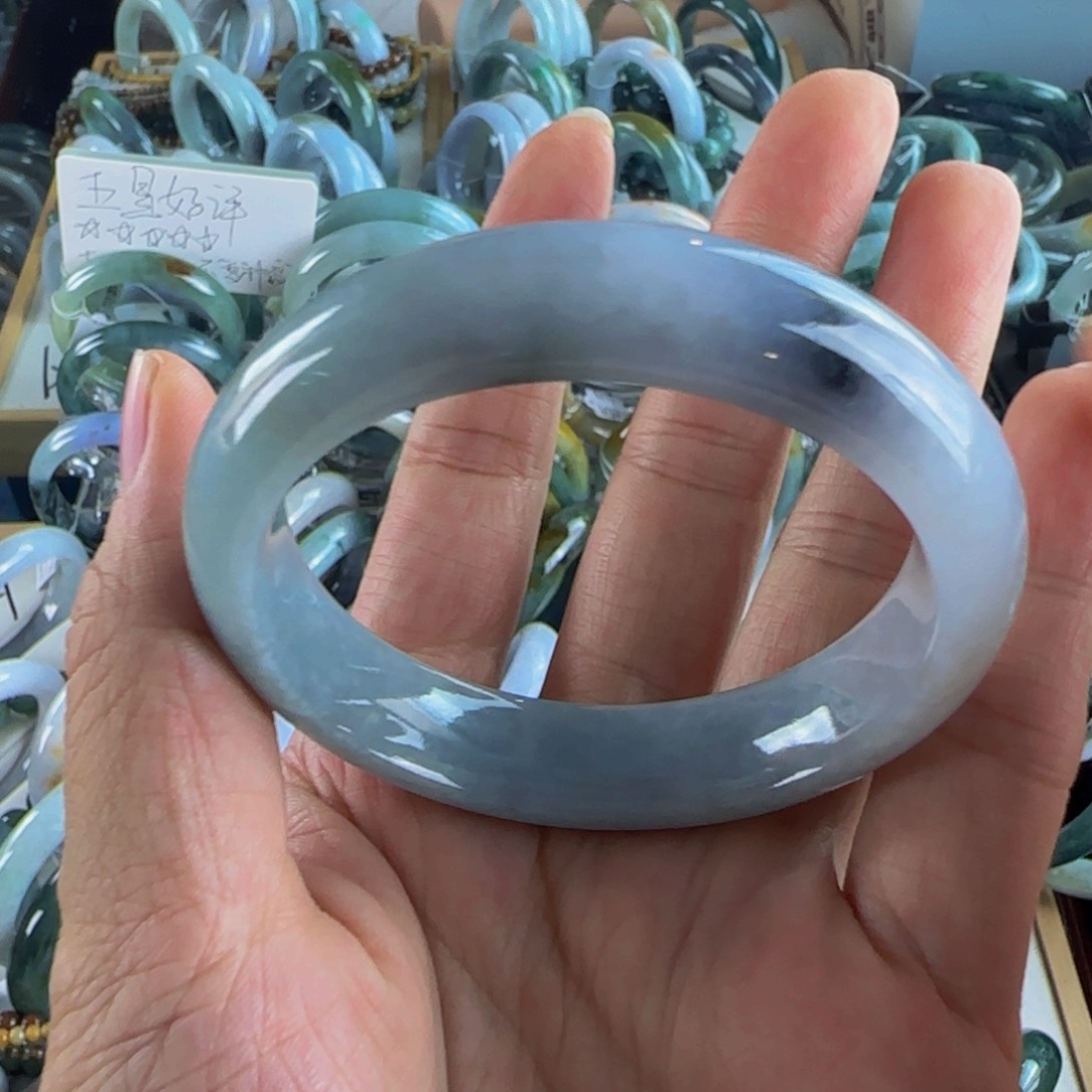 【闪购商品】翡翠手镯未镶嵌寻***港老坑53