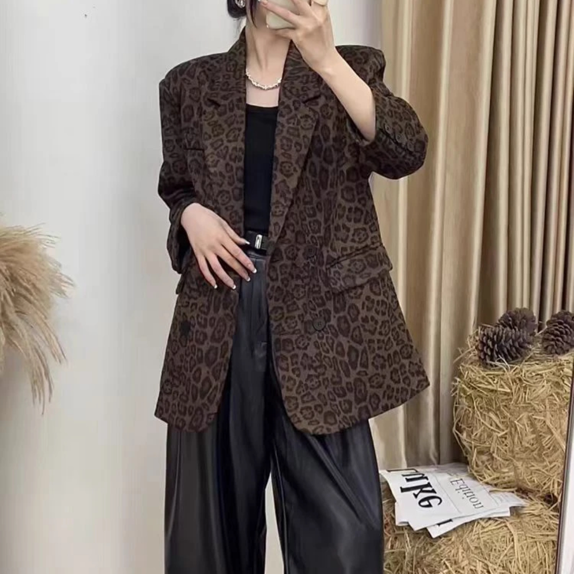 欧货爆款2024新款今年流行美拉德西服豹纹西装外套女秋冬上衣潮