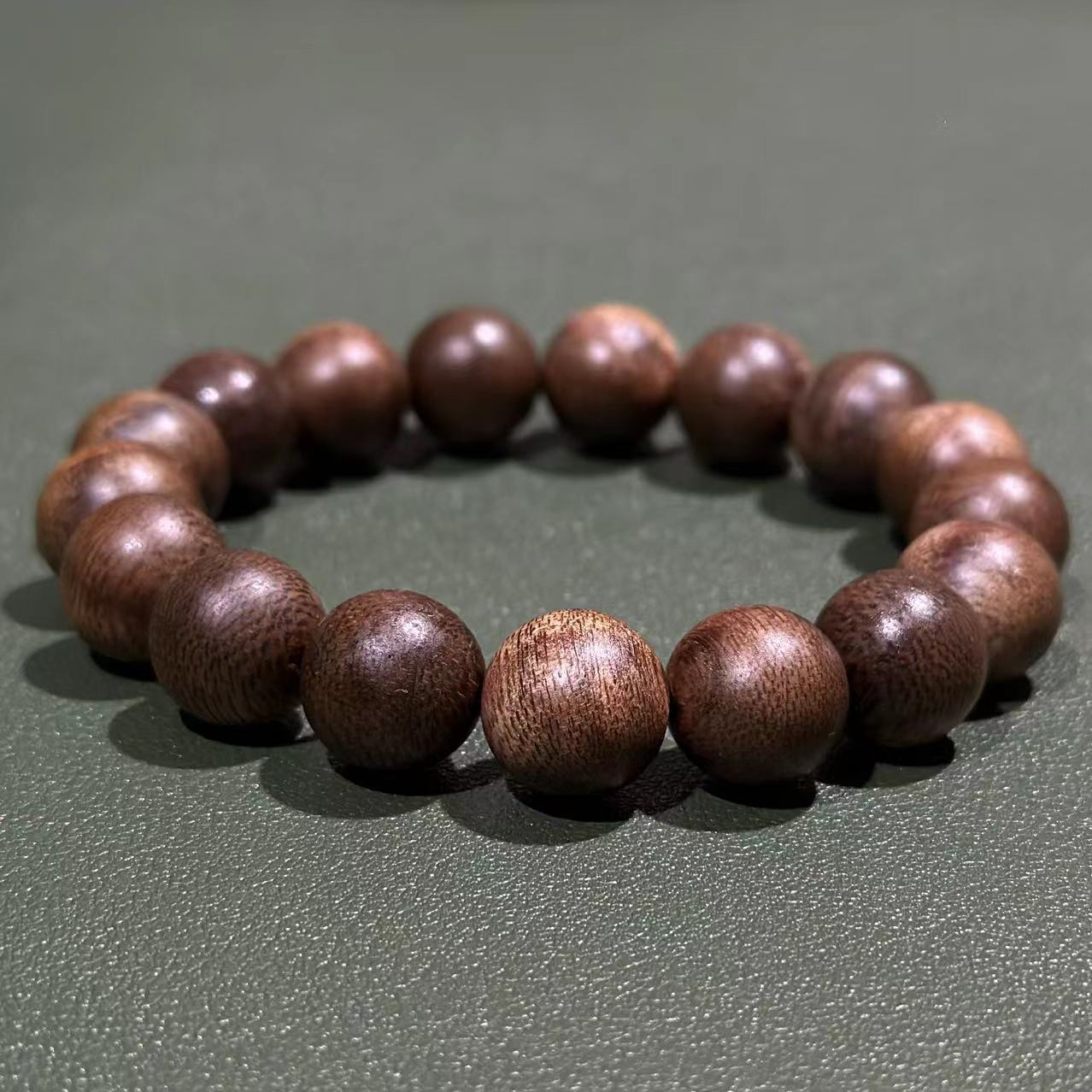 【珍】Z012沉香莺歌绿奇楠1.2单圈圆珠手串   