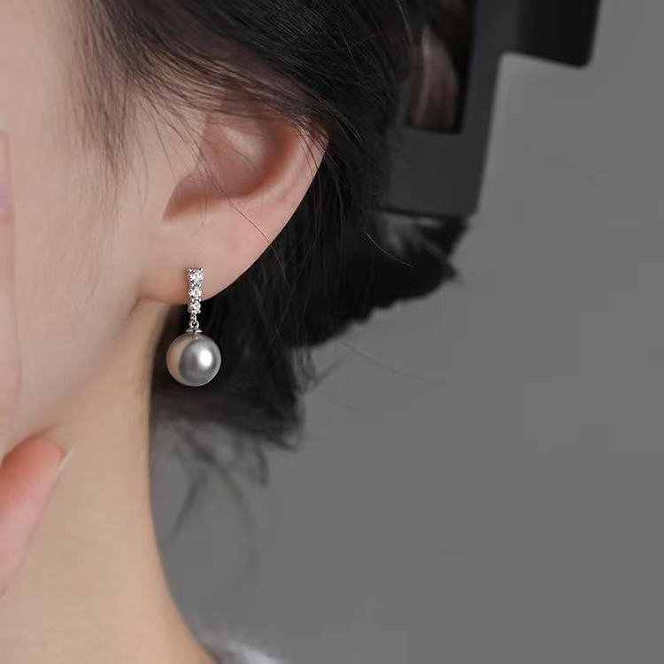 足银仿珍珠耳饰 S999纯银一字珍珠耳钉时尚法式气质百搭优雅轻奢