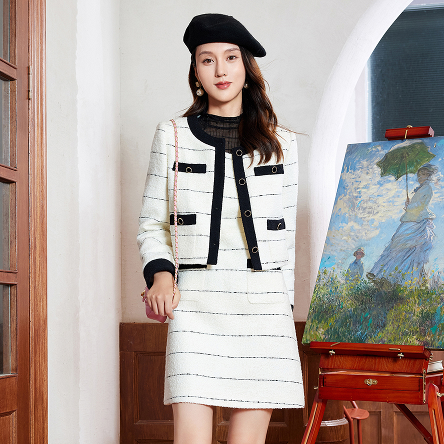 茜舞两件套装女2025时尚气质小香风外套+A字背心裙【534329】