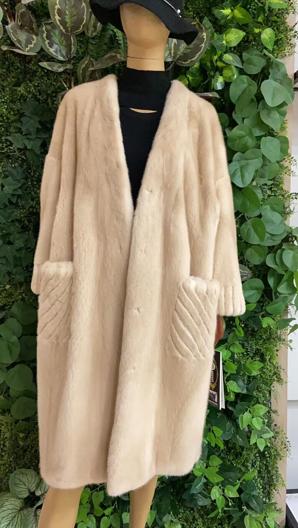 【香港皇家】V领慵懒风|时尚女款|皇冠天鹅绒宽松休闲