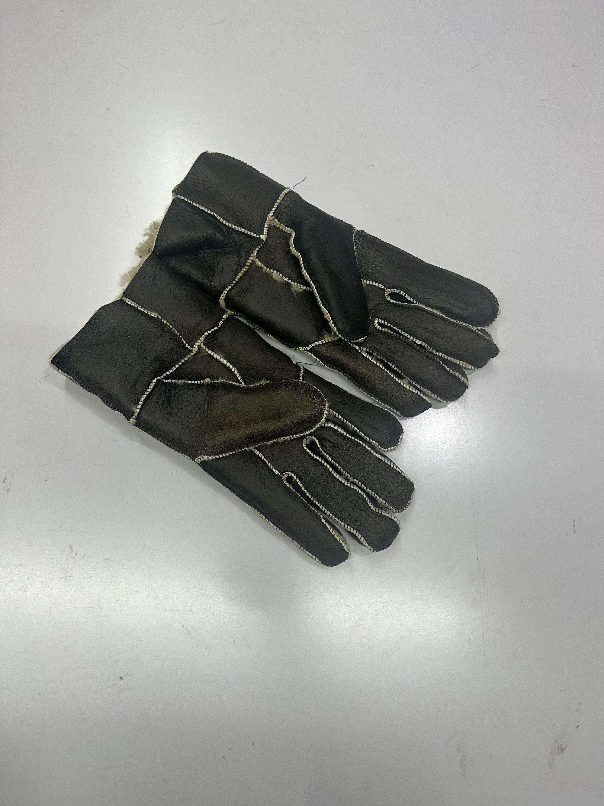 时尚皮毛一体加厚保暖经典冬季分指手套