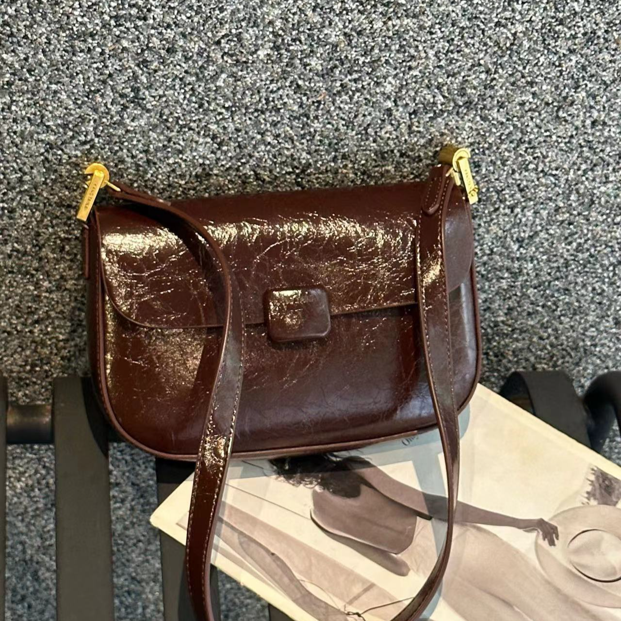 2024新款时尚女包腋下女包潮流女包复古休闲韩版女包  8621