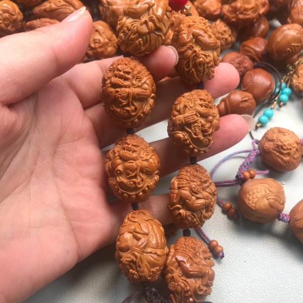 大黑天2.3橄榄雕刻      