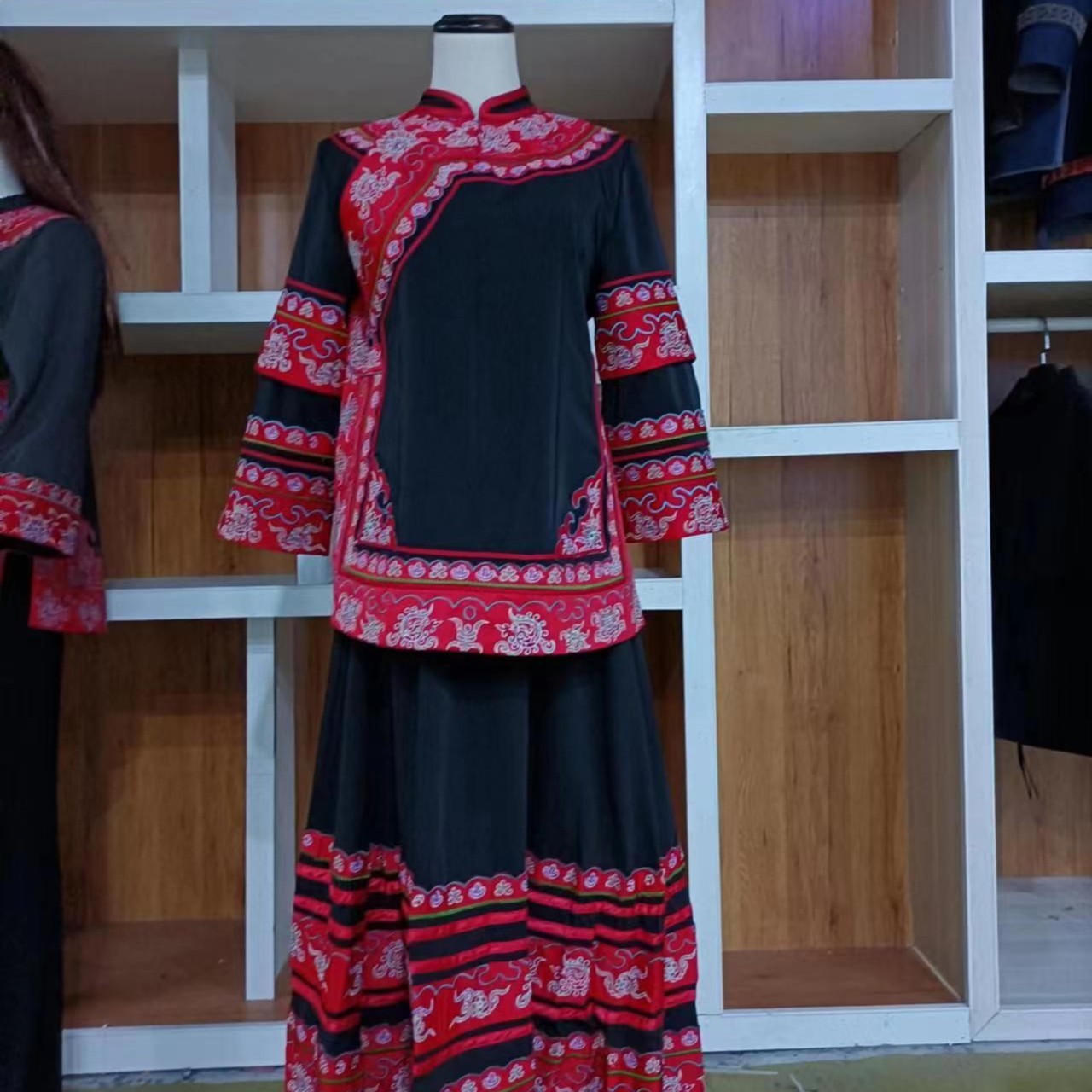 少数民族水族衣服衣服加裙子一套