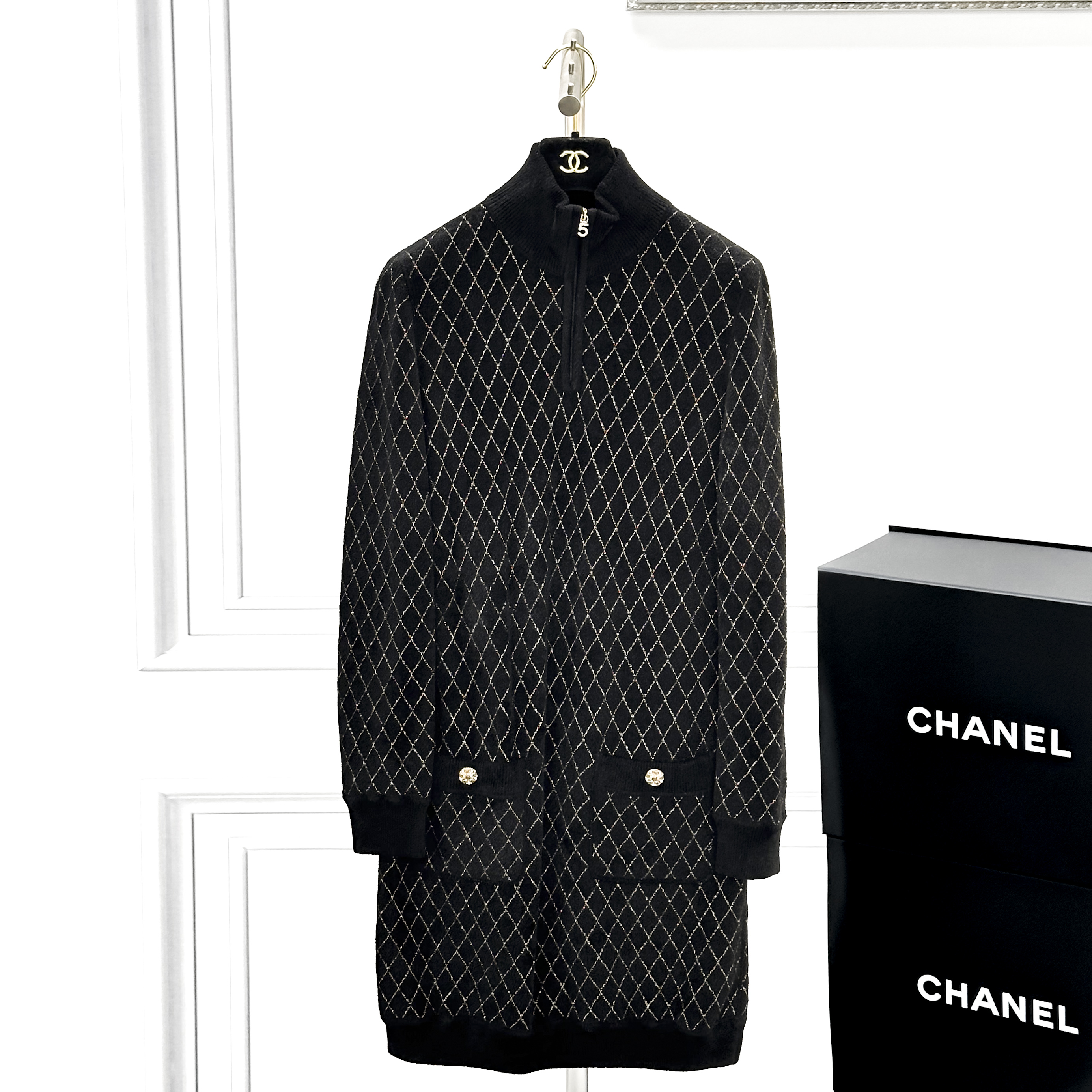 99新 Chanel/香奈儿 38码黑色菱格纹丝绒连衣裙