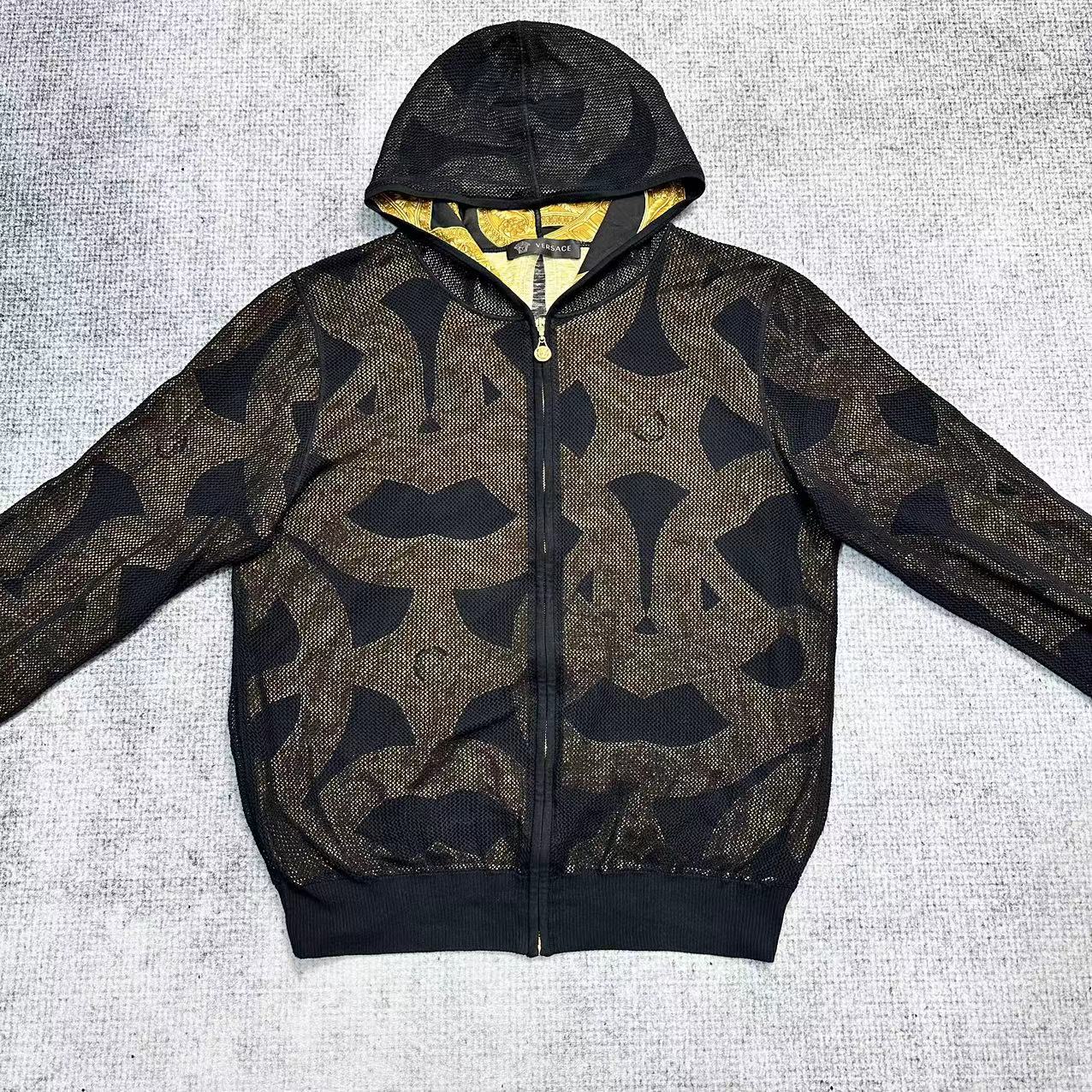 99新 VERSACE/范思哲 黑网格外套/54码/99新