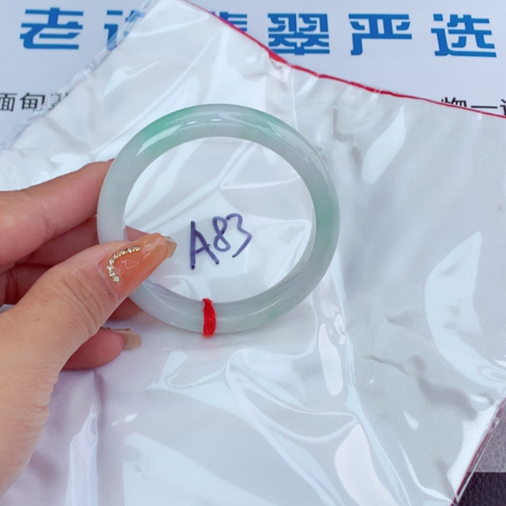 A83缅甸天然a货翡翠玉手镯百搭款妈妈礼物女朋友生日礼女款正品